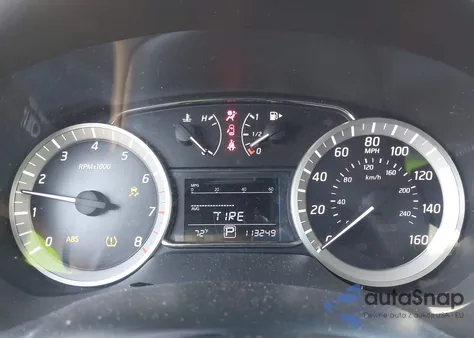 2015 Nissan Sentra Sr z USA, uszkodzony, nr VIN 3N1AB7AP1FY362181